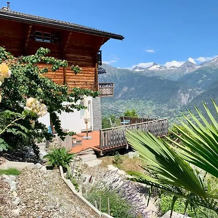Apartment Stunning Panoramic Views! Hottube & Sauna *