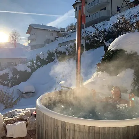 Stunning Panoramic Views! Hottube & Sauna דירה *