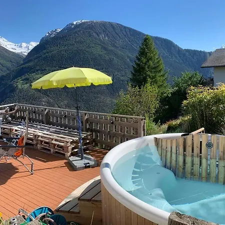 Stunning Panoramic Views! Hottube & Sauna Lägenhet