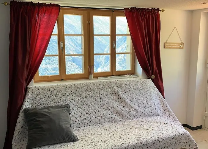 Daire Stunning Panoramic Views! Hottube & Sauna Mund